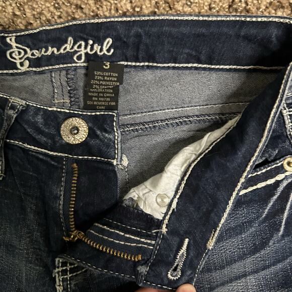 Soundgirl Skinny Jeans With Beautiful Stitching/ Embellishments - Size 3 - Picture 4 of 16